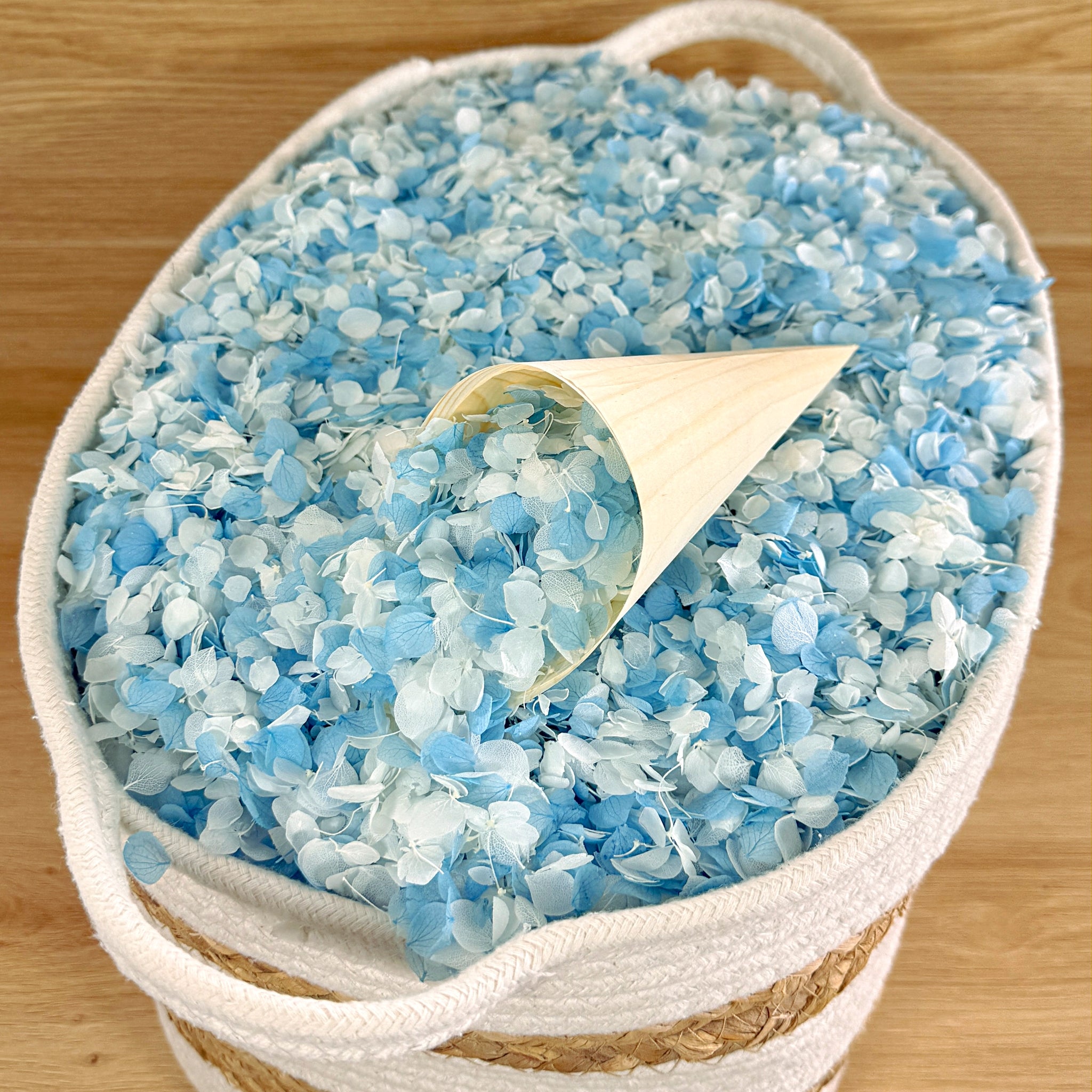 Biodegradable Confetti – Dried Flower Petal Wedding Confetti - Mister and Misses - Dried Flower Confetti - The Sprinkle Bar