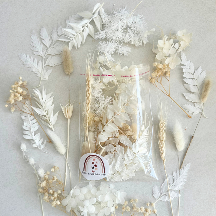 White & Cream Dried Flower Packs for Cake Toppers - Natural Dried Flowers