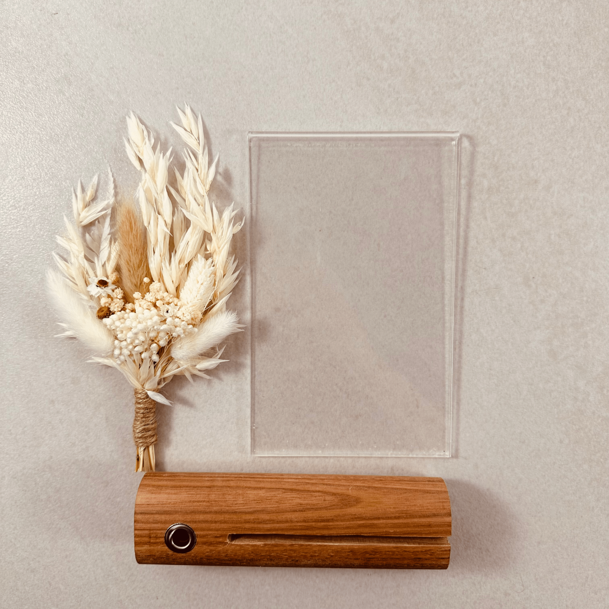 Beige and White Mini Flower Bouquet Photo Frame - Bridesmaid Gift - Unique His Her Gift - Boho Photo Stand - The Sprinkle Bar