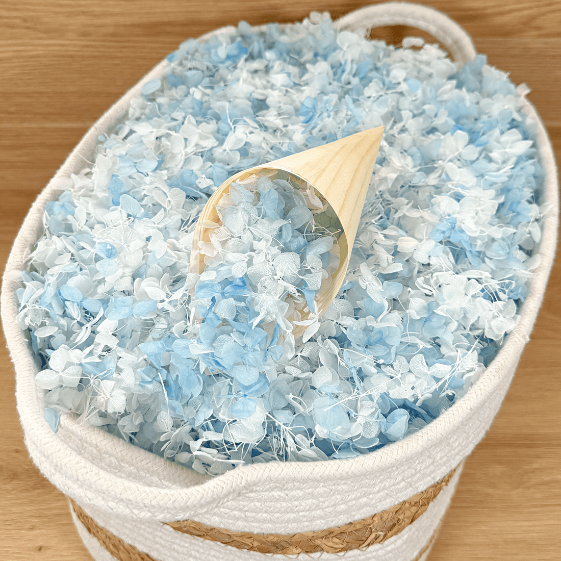 Biodegradable Wedding Confetti – Dried Flower Confetti - Cloud Nine - Dried Flower Confetti - The Sprinkle Bar